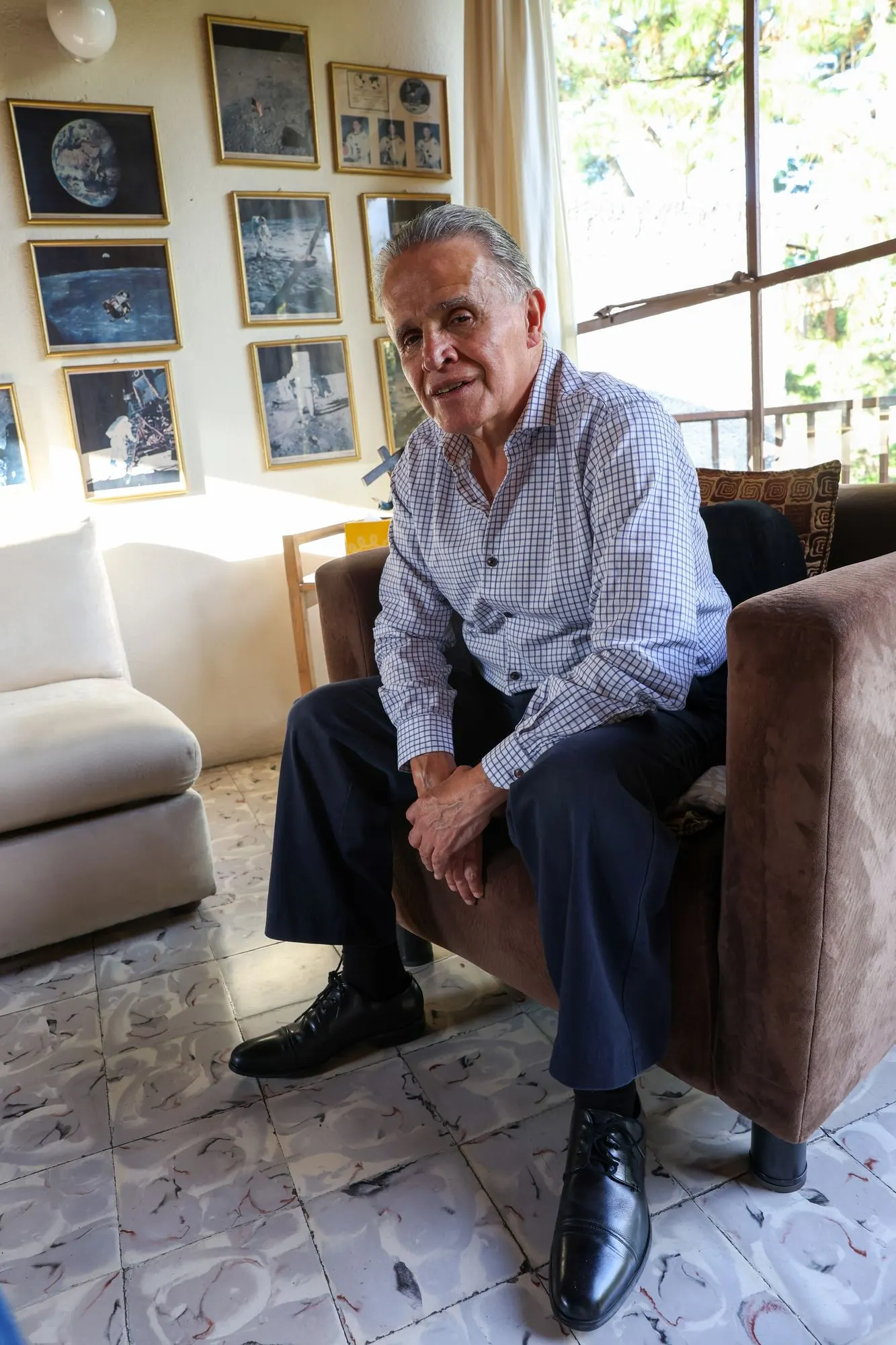 Retrato cercano del Dr. Fernando Estrada